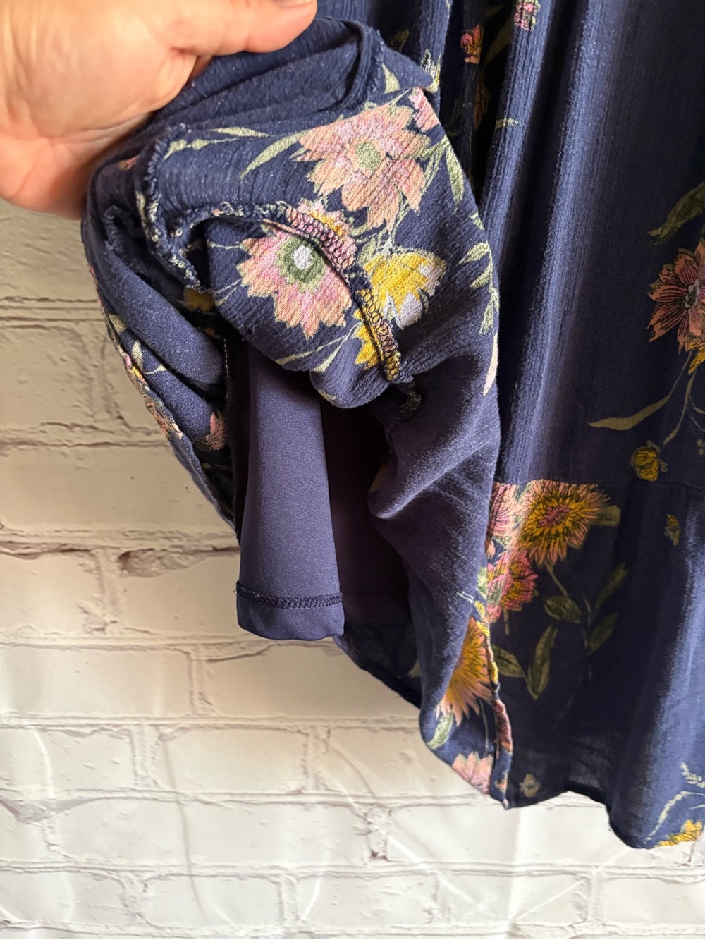 🌿5/$25 Old Navy Navy Floral Mini Dress - Picture 8 of 11